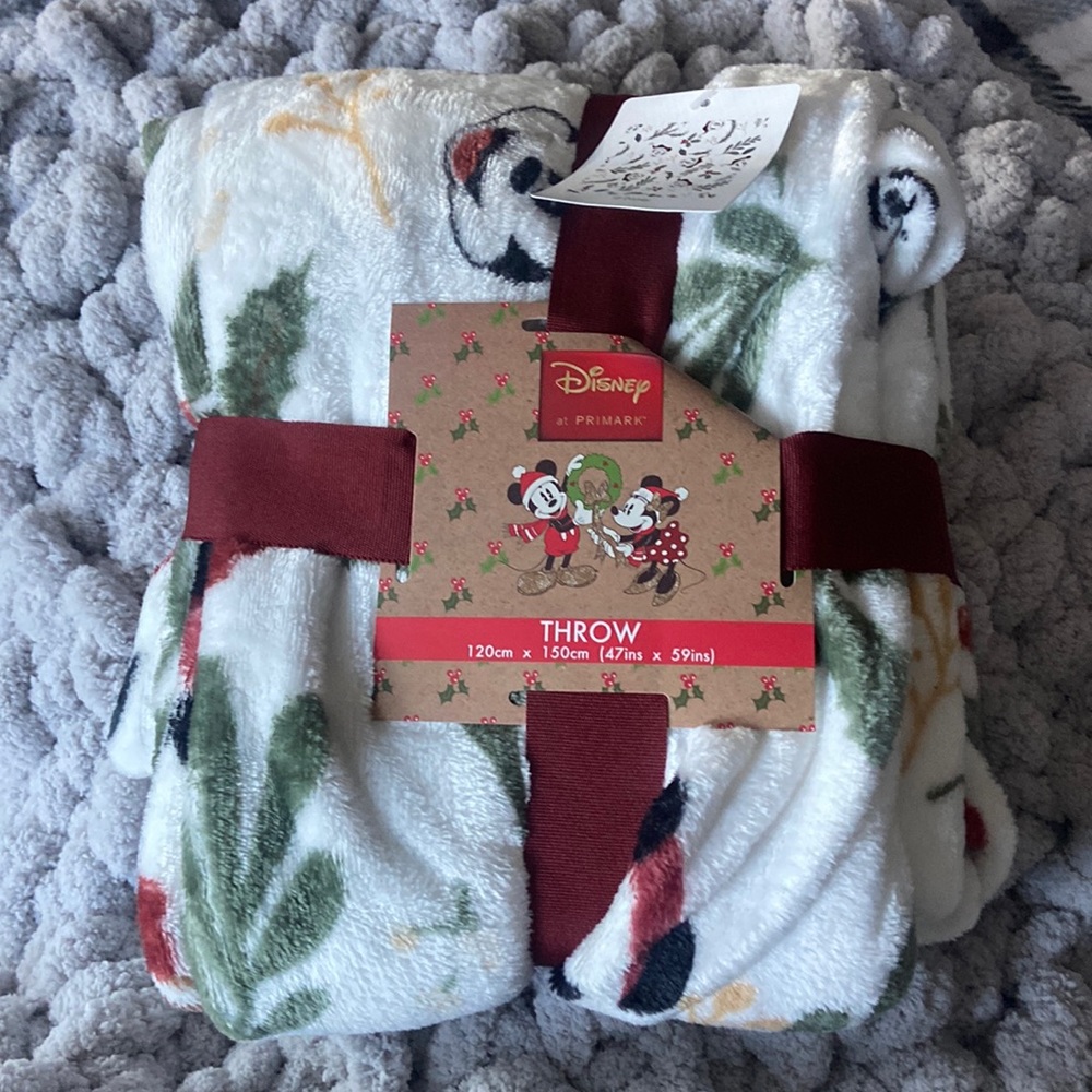 Mickey Mouse Christmas Blanket Throw NWT